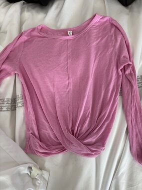 ALO Yoga Pink Twist-Hem Long Sleeve Top